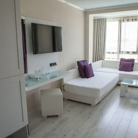 Perla Royal Hotel 5*