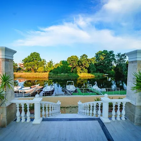 Perla Royal Szálloda 5*