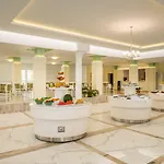 Hotel Perla Royal