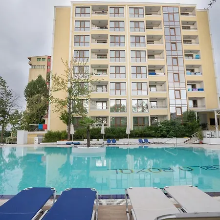 Perla Royal プリモルスコ