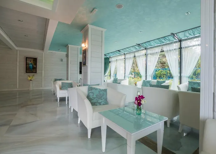 Hotel Perla Royal - 5*